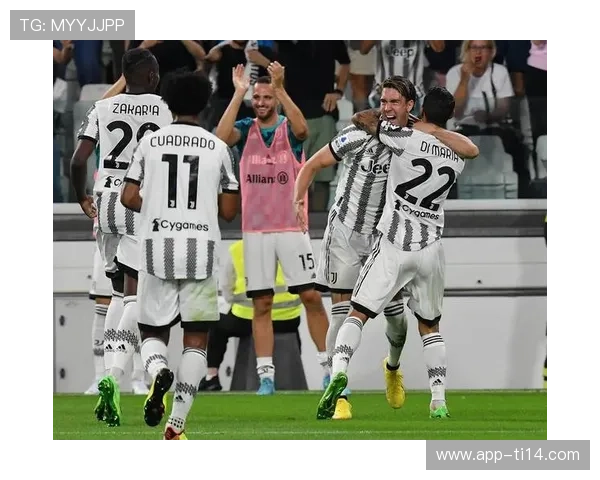 尤文图德主场草皮维护完毕，迎接克鲁塞罗来访